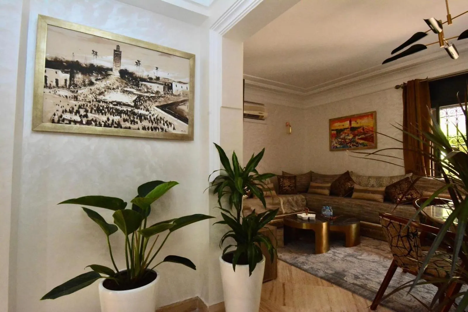 Cozy Rez De Jardin Villa Marakeş