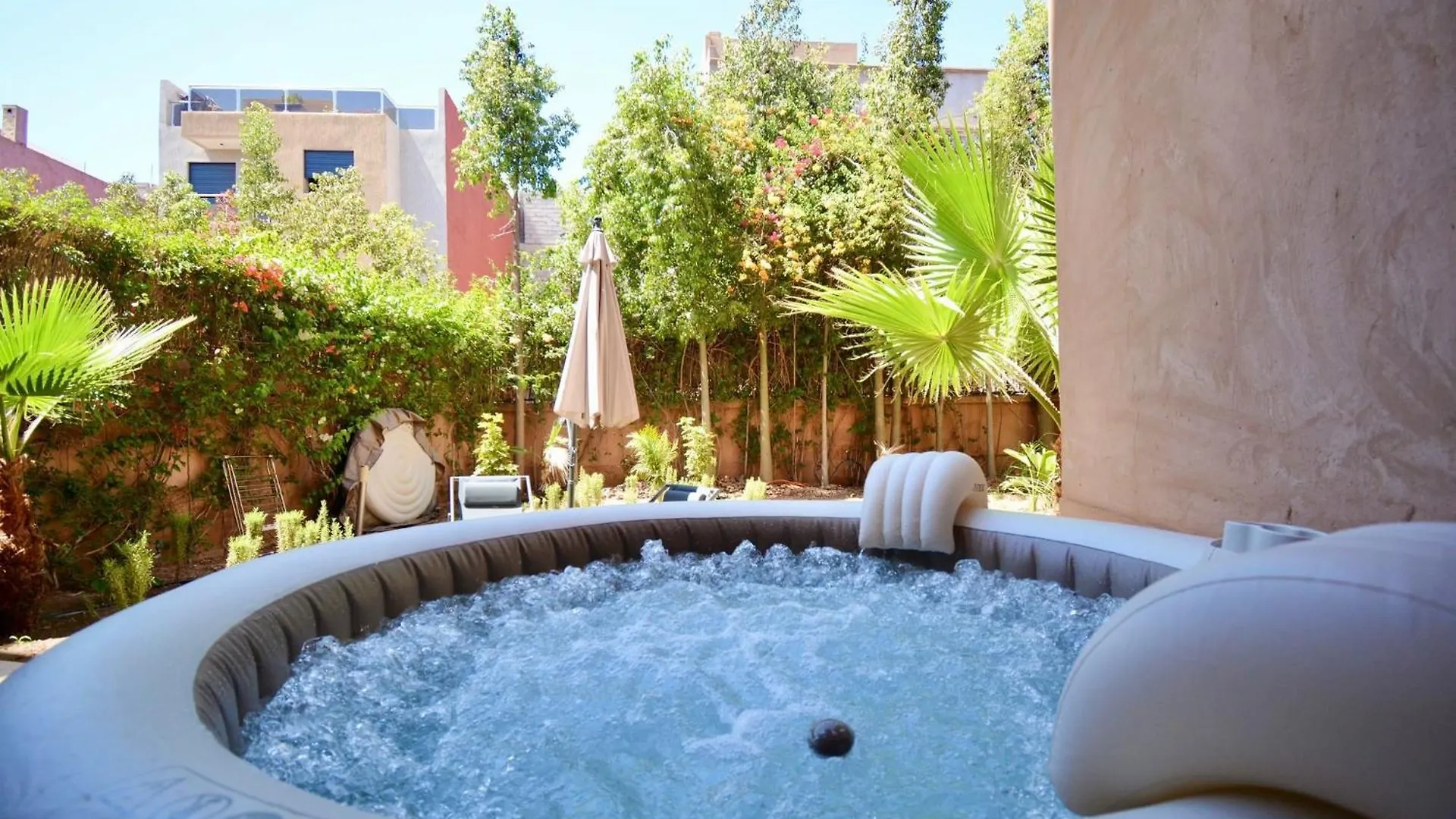 Cozy Rez De Jardin Villa Marakeş 0*,