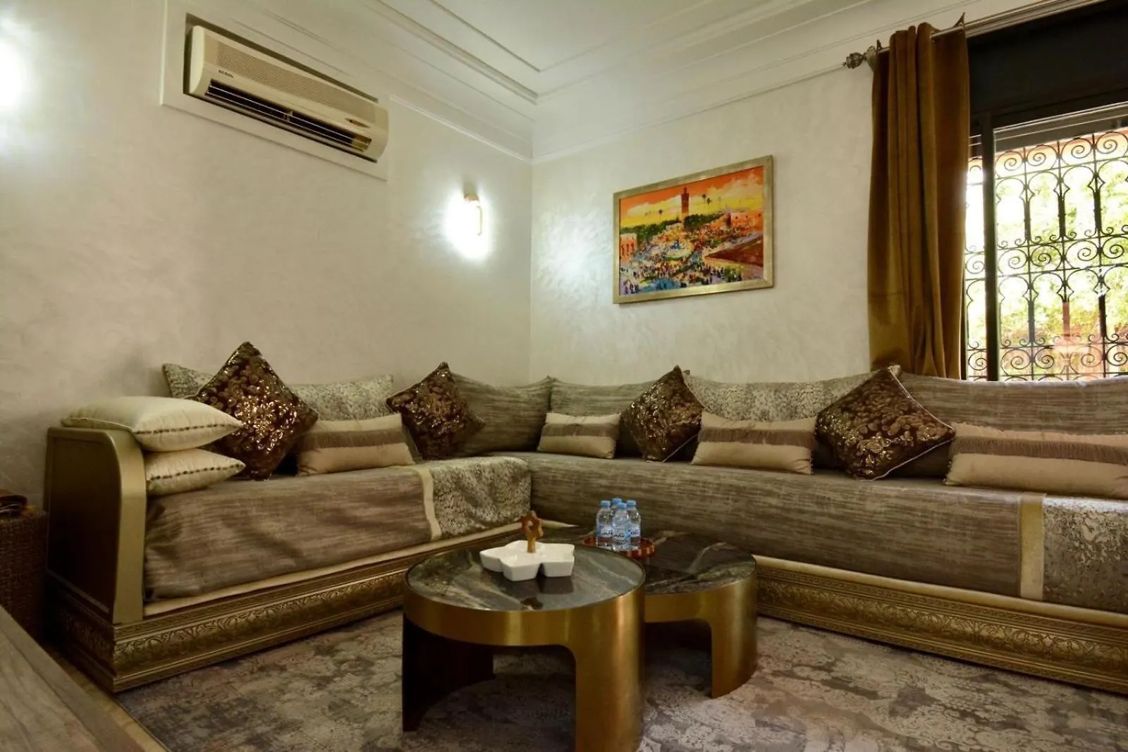 Cozy Rez De Jardin Villa Marakeş 0*,