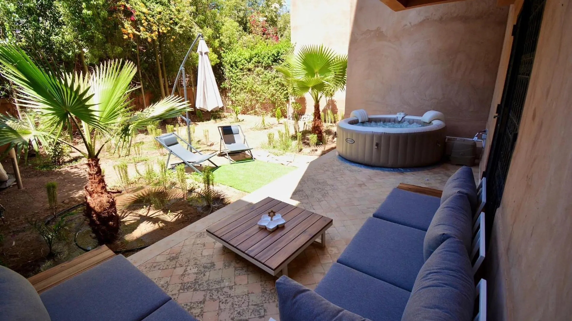 Cozy Rez De Jardin Villa Marakeş